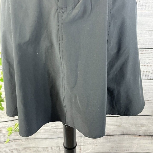 Eddie Bauer Skirt Skort size 8 Classic Black Short Swing Athletic Sports Modest - Picture 7 of 13